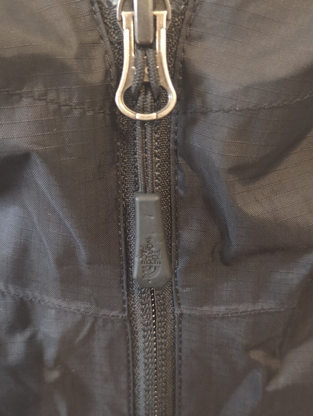 The North Face Women's Black Hooded Shell Jacket - Picture 3 of 6